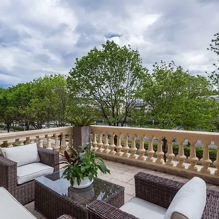 Prim Luxury & Cool In The Heart Of Ss Apartment