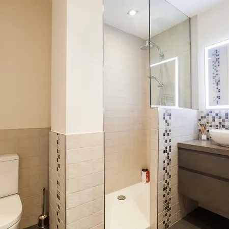 Prim Luxury & Cool In The Heart Of Ss Apartment *